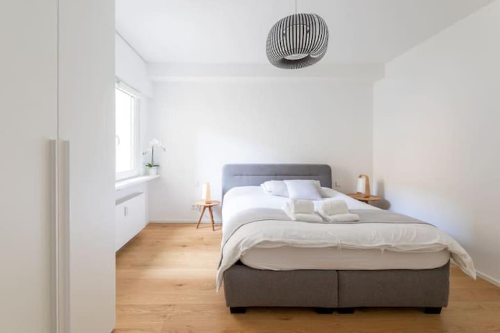 Wonderful Two Bedroom Apartment At Limpertsberg With Parking, Near Tram Luxembourg Exterior photo